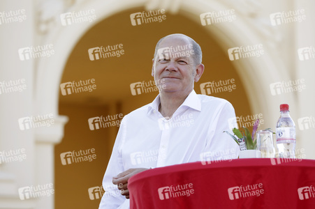 Öffentliches Bürgergespräch mit Olaf Scholz in Potsdam