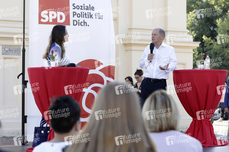 Öffentliches Bürgergespräch mit Olaf Scholz in Potsdam