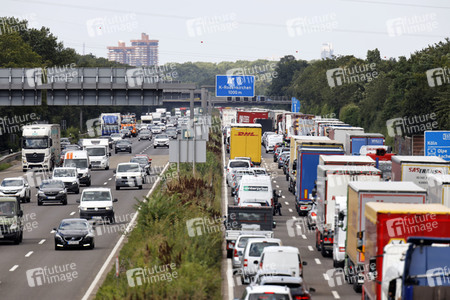 Symbolfoto Stau