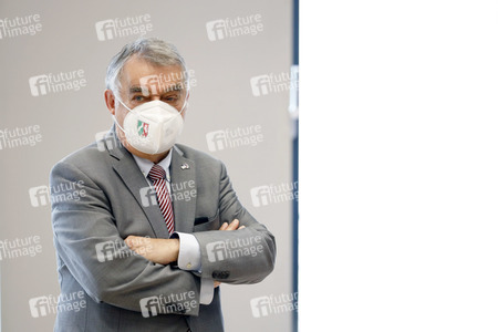 Herbert Reul informiert sich über VU-Teams in Köln
