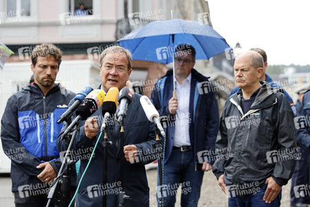 Armin Laschet und Olaf Scholz besuchen Stolberg