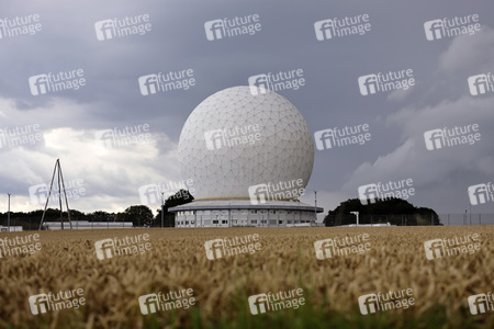 Weltraumbeobachtungsradar TIRA in Wachtberg