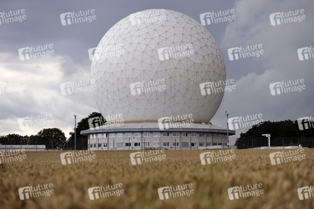 Weltraumbeobachtungsradar TIRA in Wachtberg