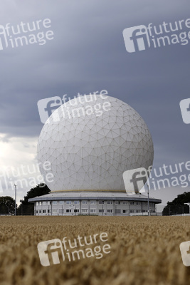 Weltraumbeobachtungsradar TIRA in Wachtberg