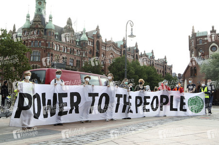 Bündnisdemo zu Klimarassismus und Klimaflucht von Friday for Future in Hamburg
