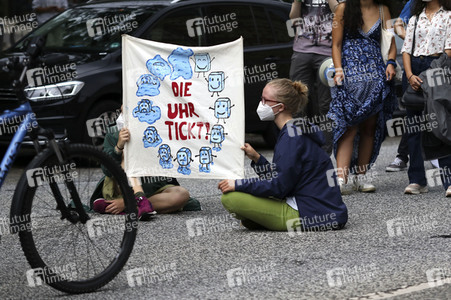 Bündnisdemo zu Klimarassismus und Klimaflucht von Friday for Future in Hamburg
