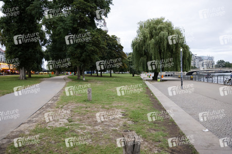 Sperrung vom James-Simon-Park in Berlin
