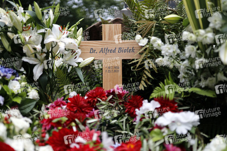 Grab von Alfred Biolek in Köln
