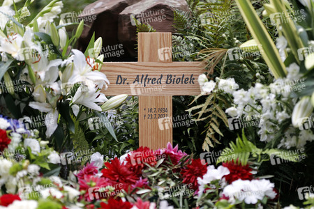 Grab von Alfred Biolek in Köln