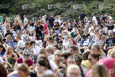 Benefizkonzert für die Opfer der Flutkatastrophe in Köln