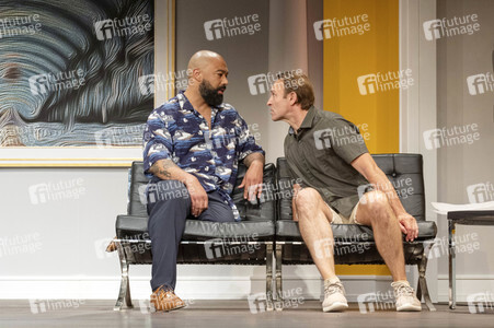 Theaterprobe 'Schuhe Taschen Männer' in Hamburg