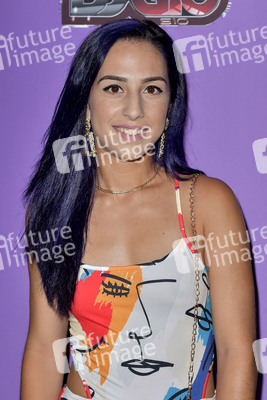 Release Party 'Play Too Much' in Los Angeles