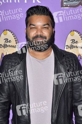 Release Party 'Play Too Much' in Los Angeles