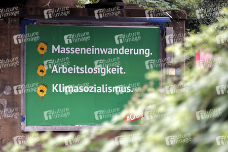 Ein Plakat der Kampagne 'Grüner Mist' in Köln