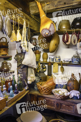 Symbolfoto Vorratskammer