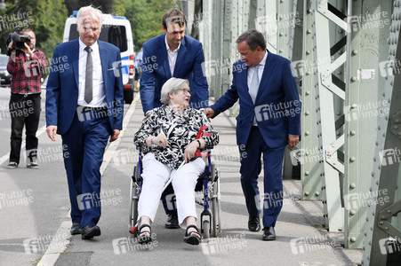 Armin Laschet bei einer Gedenkveranstaltung zum 60. Jahrestag des Baus der Berliner Mauer in Potsdam