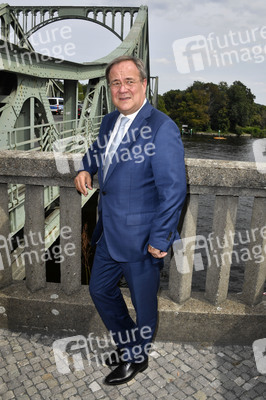 Armin Laschet bei einer Gedenkveranstaltung zum 60. Jahrestag des Baus der Berliner Mauer in Potsdam