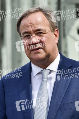 Armin Laschet bei einer Gedenkveranstaltung zum 60. Jahrestag des Baus der Berliner Mauer in Potsdam