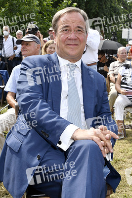 Armin Laschet bei einer Gedenkveranstaltung zum 60. Jahrestag des Baus der Berliner Mauer in Potsdam