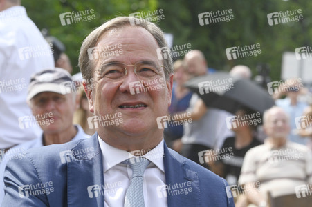 Armin Laschet bei einer Gedenkveranstaltung zum 60. Jahrestag des Baus der Berliner Mauer in Potsdam