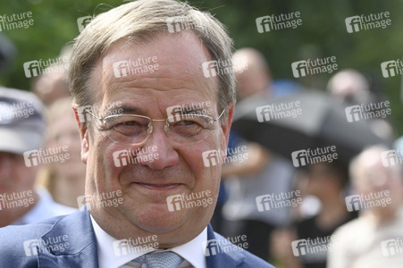 Armin Laschet bei einer Gedenkveranstaltung zum 60. Jahrestag des Baus der Berliner Mauer in Potsdam