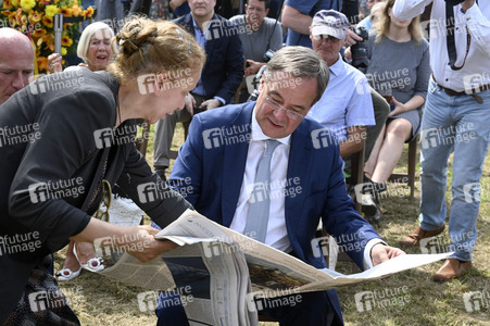 Armin Laschet bei einer Gedenkveranstaltung zum 60. Jahrestag des Baus der Berliner Mauer in Potsdam