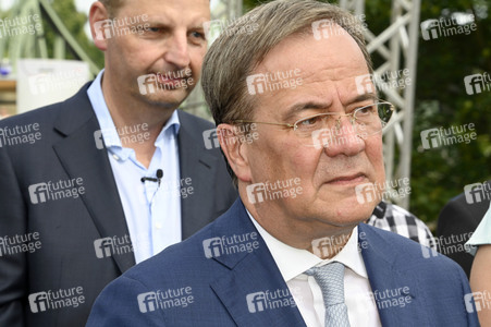 Armin Laschet bei einer Gedenkveranstaltung zum 60. Jahrestag des Baus der Berliner Mauer in Potsdam