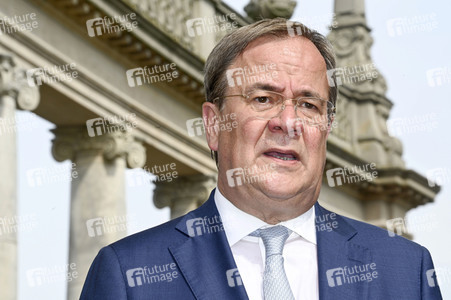 Armin Laschet bei einer Gedenkveranstaltung zum 60. Jahrestag des Baus der Berliner Mauer in Potsdam