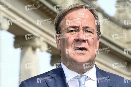 Armin Laschet bei einer Gedenkveranstaltung zum 60. Jahrestag des Baus der Berliner Mauer in Potsdam