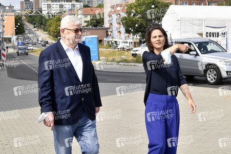 Besuch von Kanlzerkandidatin Annalena Baerbock und Joschka Fischer in Frankfurt (Oder)