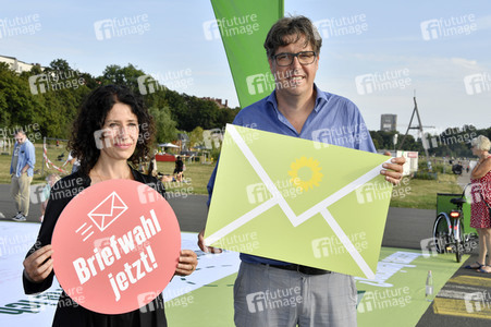 Start der Briefwahlkampagne von Bündnis 90/Die Grünen in Berlin