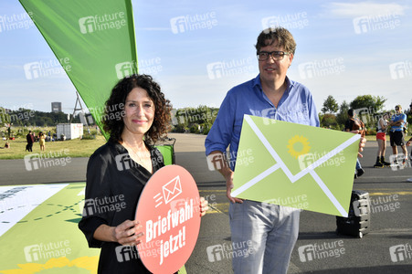 Start der Briefwahlkampagne von Bündnis 90/Die Grünen in Berlin