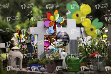 Symbolfoto Kindergräber