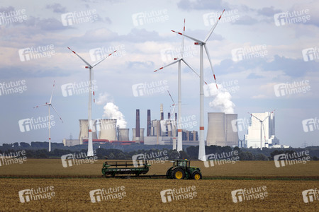 Symbolfoto Windräder