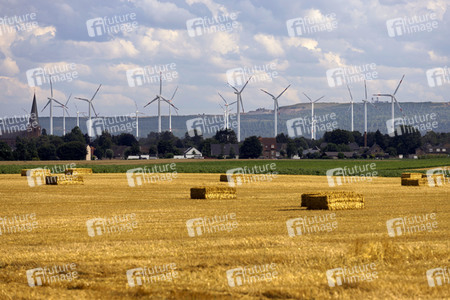 Symbolfoto Windräder
