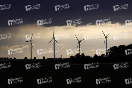 Symbolfoto Windräder