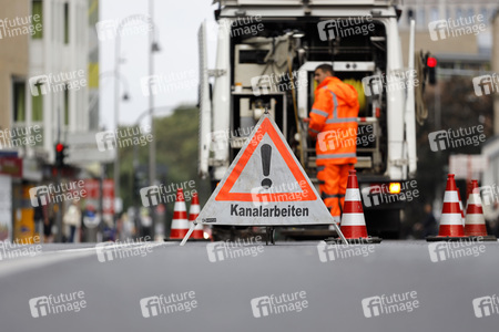 Symbolfoto Kanalarbeiten