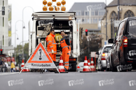 Symbolfoto Kanalarbeiten