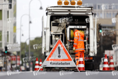Symbolfoto Kanalarbeiten