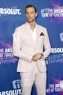 The Absolut Art of Togetherness Art Talk in Berlin