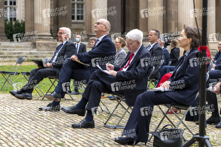 Eröffnung des 'Europäischen Zentrums für Jüdische Gelehrsamkeit' in Potsdam