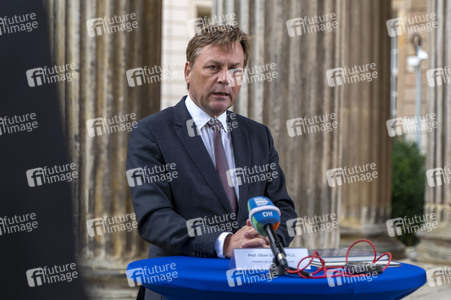 Eröffnung des 'Europäischen Zentrums für Jüdische Gelehrsamkeit' in Potsdam