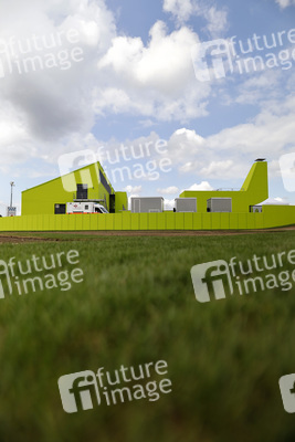 Armin Laschet bei der Inbetriebnahme das Pumpwerks Oberhausen