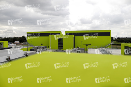 Armin Laschet bei der Inbetriebnahme das Pumpwerks Oberhausen