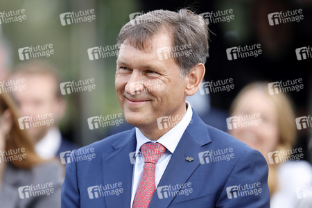 Armin Laschet bei der Inbetriebnahme das Pumpwerks Oberhausen