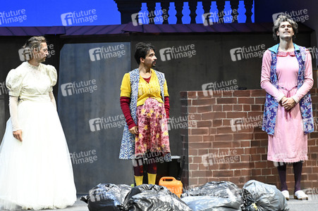 Theaterprobe 'Feste' in Berlin