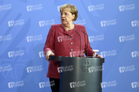 Pressekonferenz mit Angela Merkel zur Lage in Afghanistan in Berlin