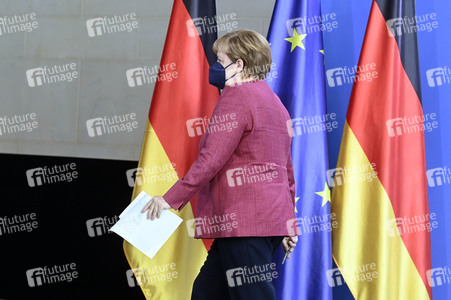 Pressekonferenz mit Angela Merkel zur Lage in Afghanistan in Berlin