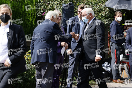 Verlegung eines Stolpersteins für NS-Opfer Bruno Lüdke in Berlin