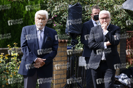 Verlegung eines Stolpersteins für NS-Opfer Bruno Lüdke in Berlin